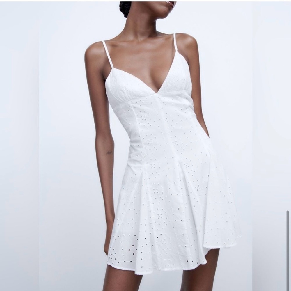 Zara | White Eyelet Romper - Size Small